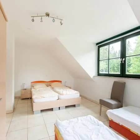 With Terrace And Garden Holiday home Eisfeld